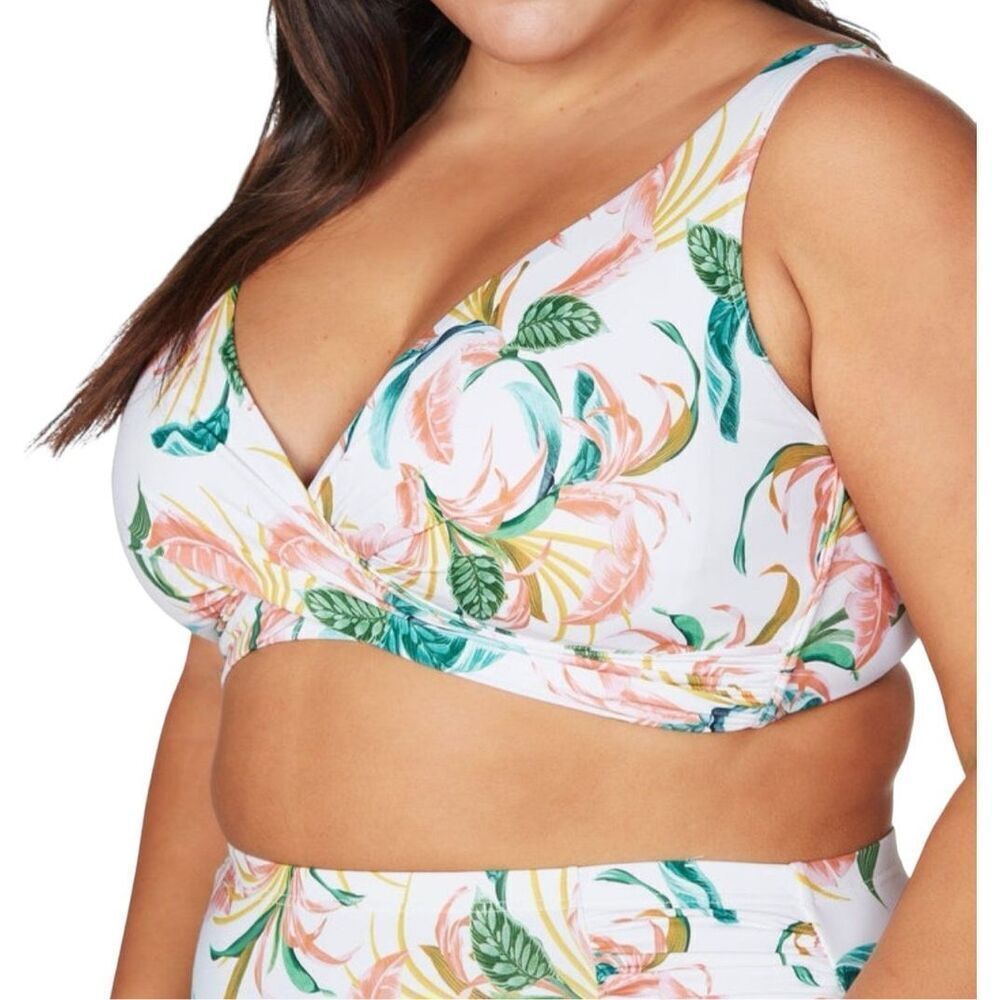 NWT Artesands April Spritz White Delacroix Bikini Top 16